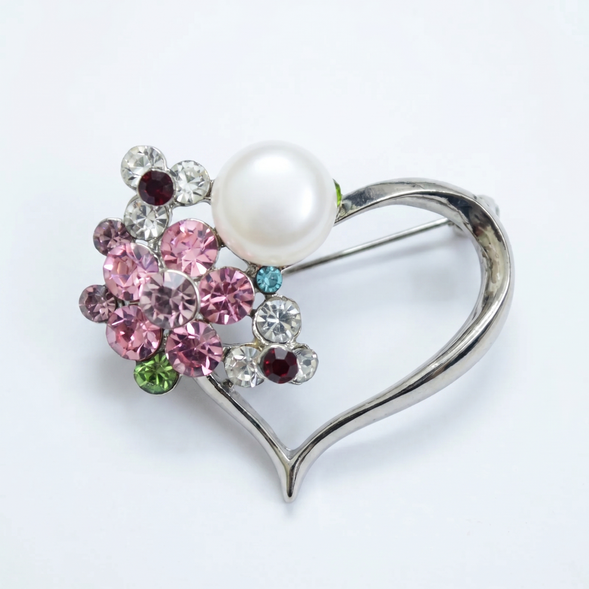 Designer Pearl Saree Pin / Brooch 03