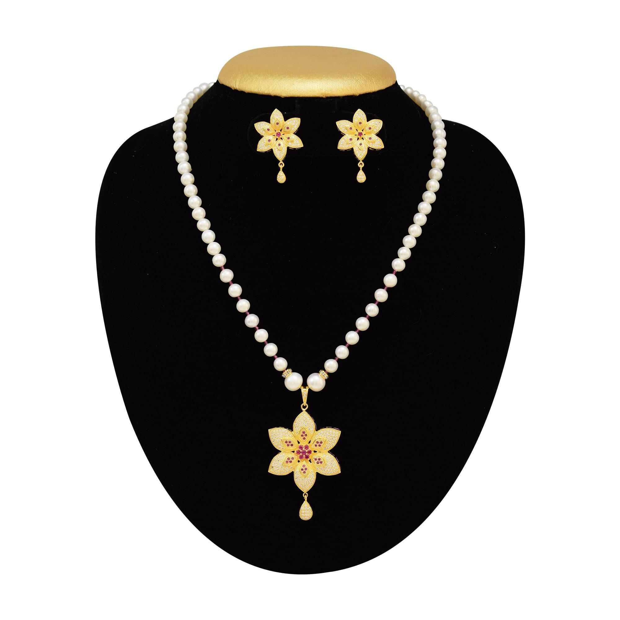 Pretty Pearl Necklace in Flower Shaped Golden Colour Pendant with rubies