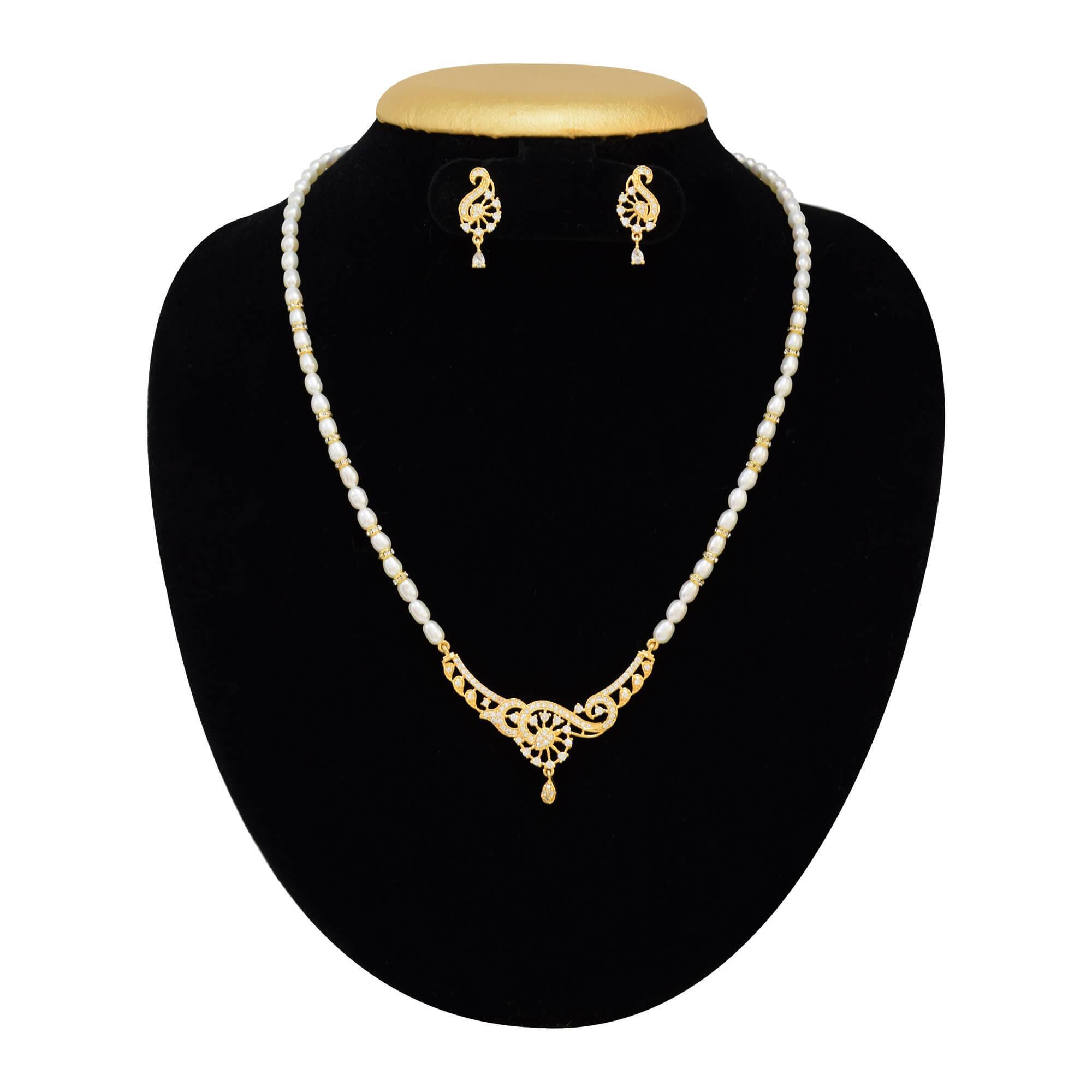 Simple White Oval Pearl Neckalce set in Mangalsutra Pendant