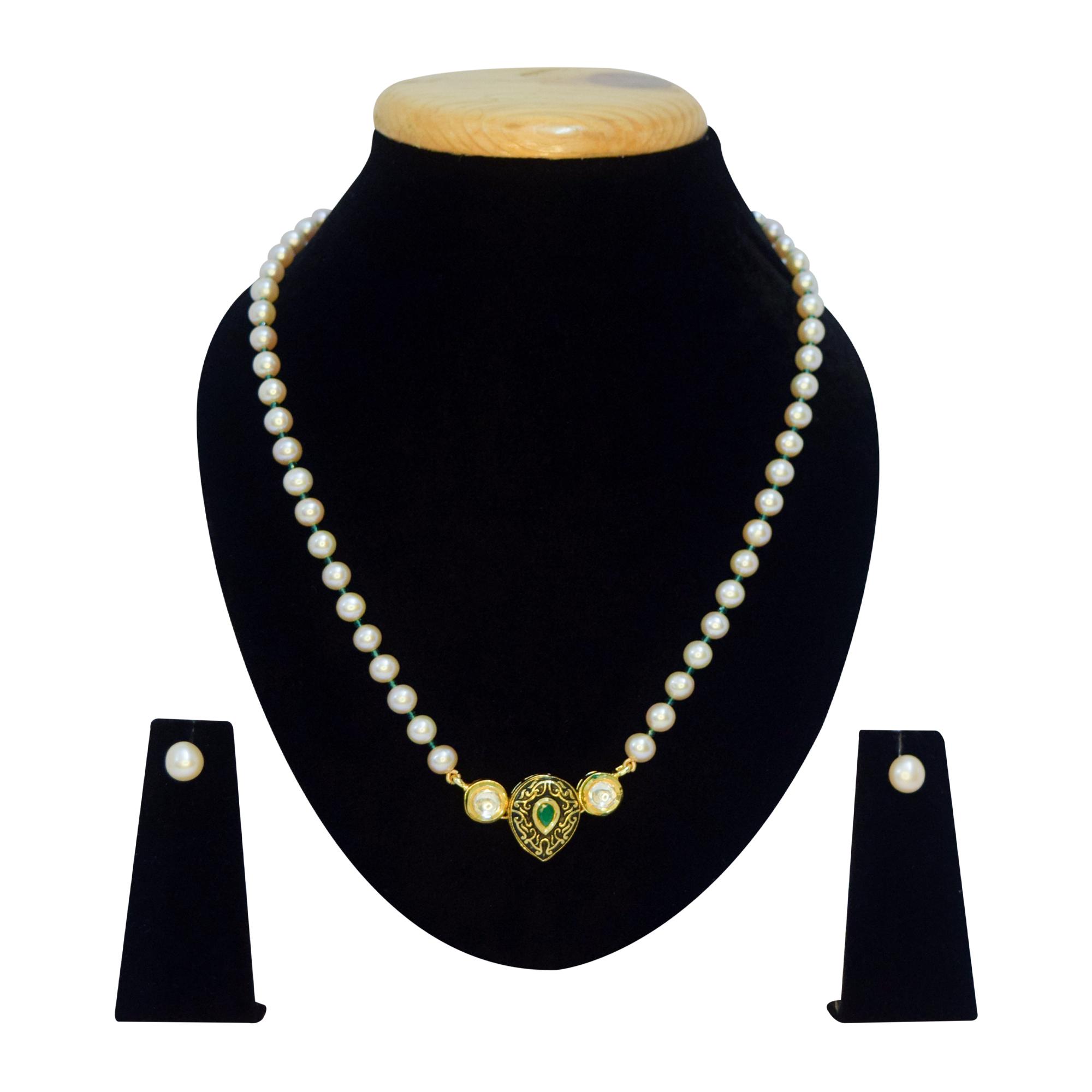 Spectacular String Of Round Pink Pearls With Regal Kundan Pendant