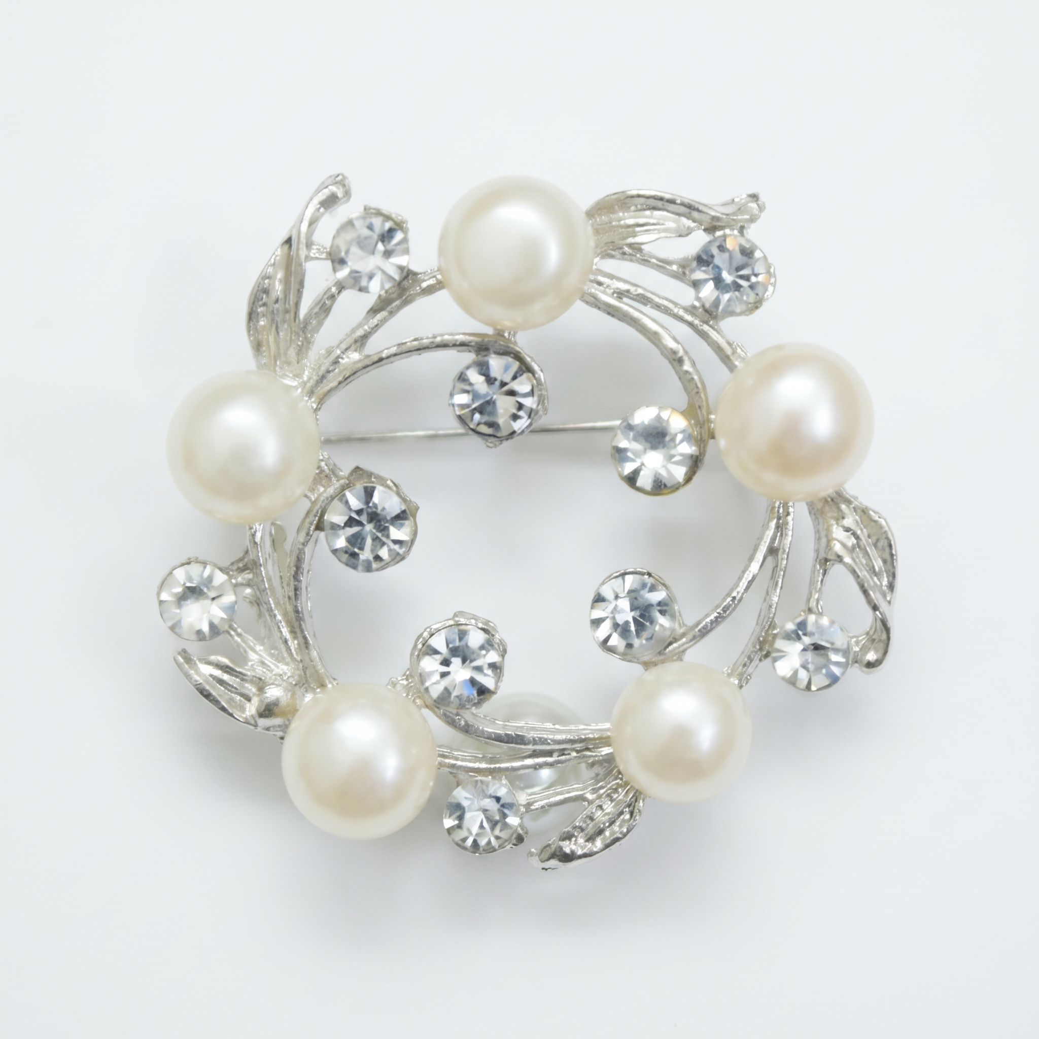 Ornate Wreath Brooch With White Pearls & American Diamonds
