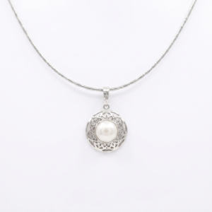 Lovely Radial 925 Silver Pendant With 11mm White Button Pearl